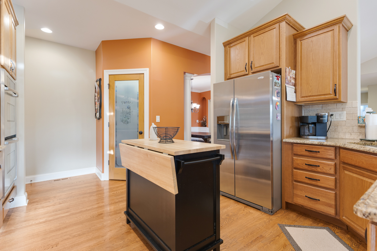 Hampshire, Illinois, 60140, United States, 3 Bedrooms Bedrooms, ,3 BathroomsBathrooms,Residential,For Sale,1978755