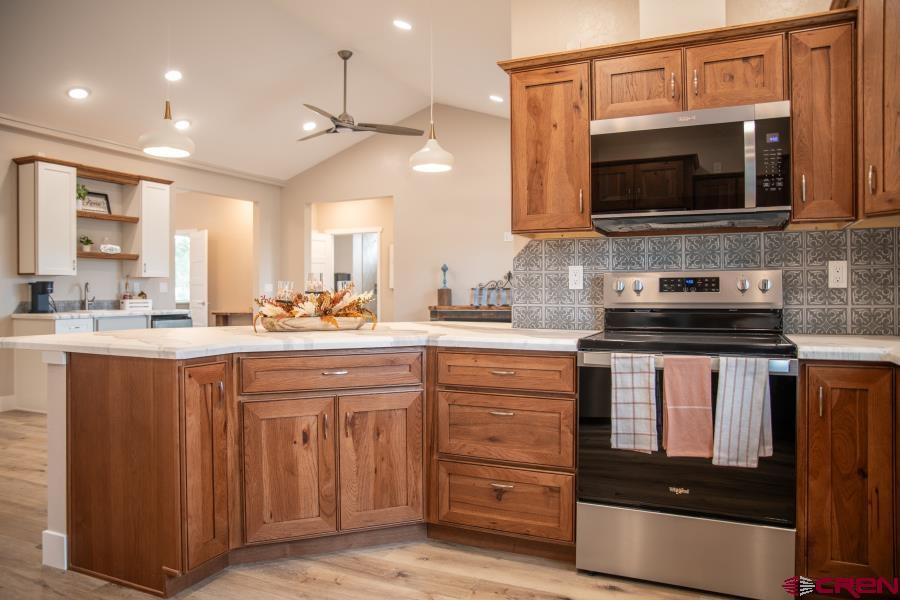 Montrose, Colorado, 81401, United States, 3 Bedrooms Bedrooms, ,2 BathroomsBathrooms,Residential,For Sale,1709571