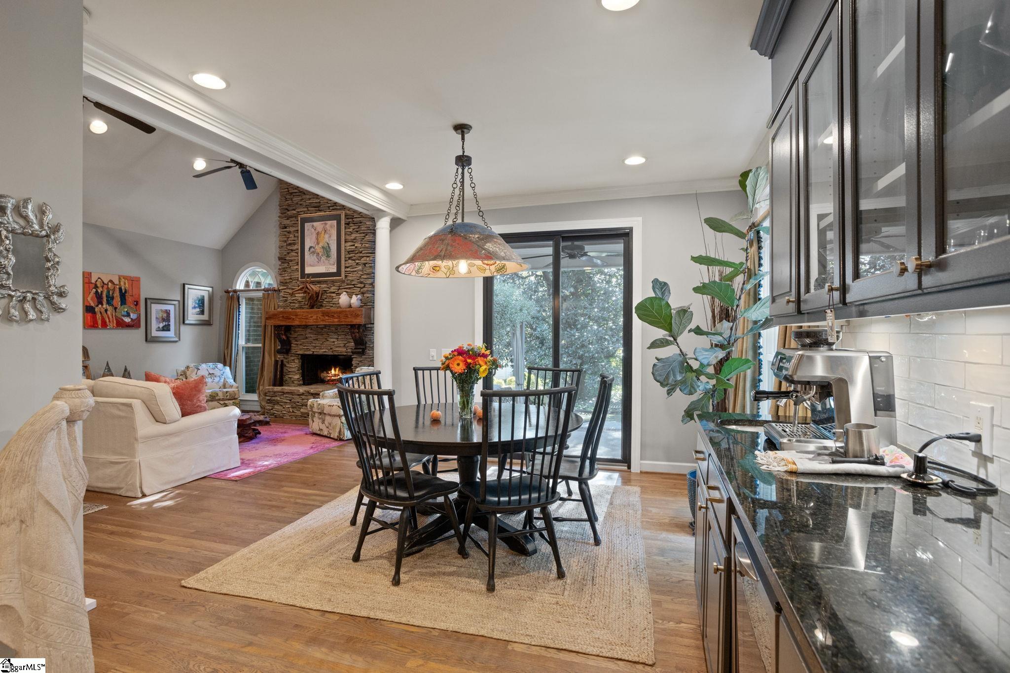 Simpsonville, South Carolina, 29681, United States, 5 Bedrooms Bedrooms, ,5 BathroomsBathrooms,Residential,For Sale,1988103