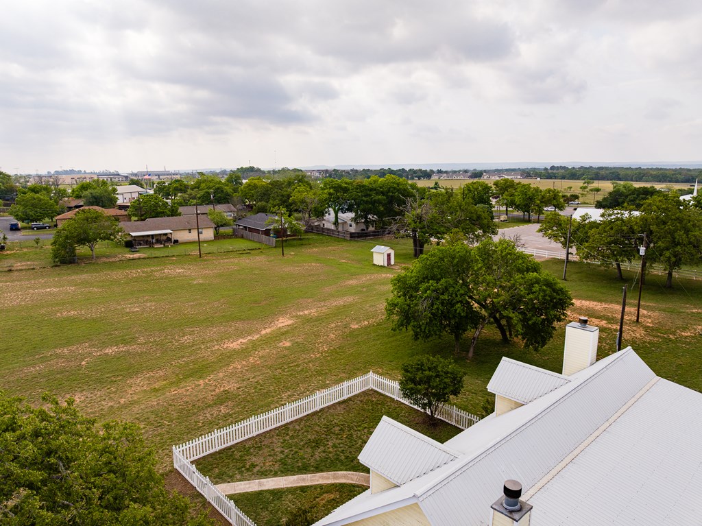 Fredericksburg, Texas, 78624, United States, 3 Bedrooms Bedrooms, ,2 BathroomsBathrooms,Residential,For Sale,1977273