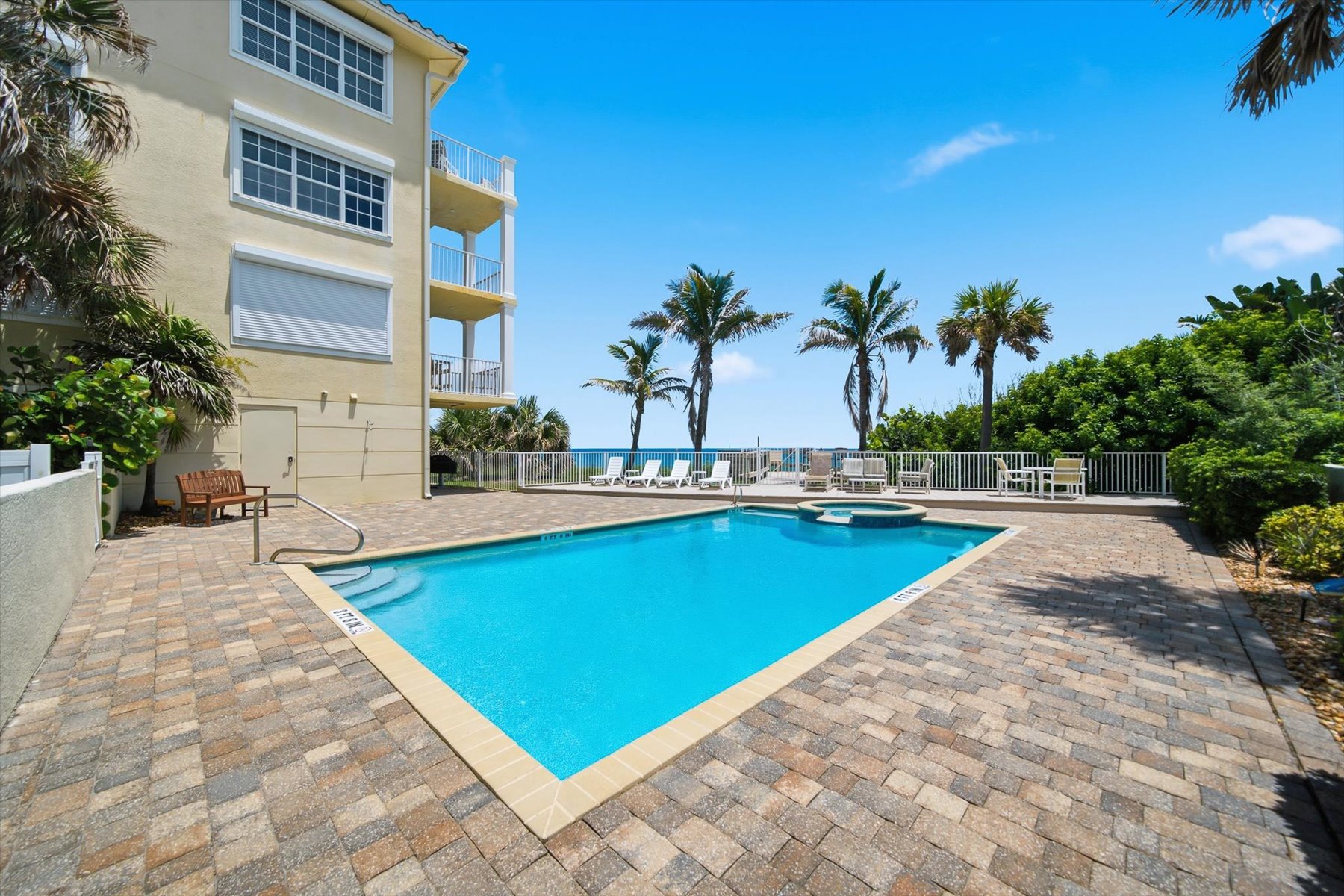  3135 S Highway A1a, Unit# 303, Melbourne Beach, FL, 32951 - 物件實景
