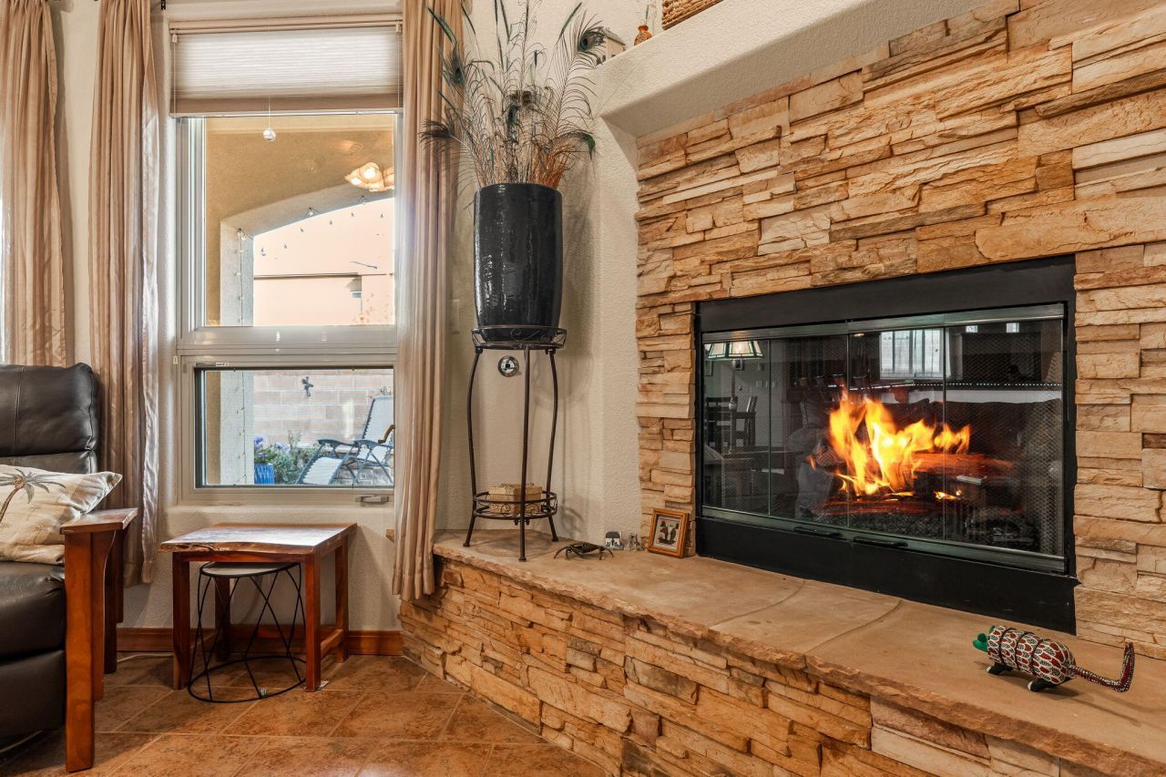 Albuquerque, New Mexico, 87114, United States, 3 Bedrooms Bedrooms, ,3 BathroomsBathrooms,Residential,For Sale,1996892