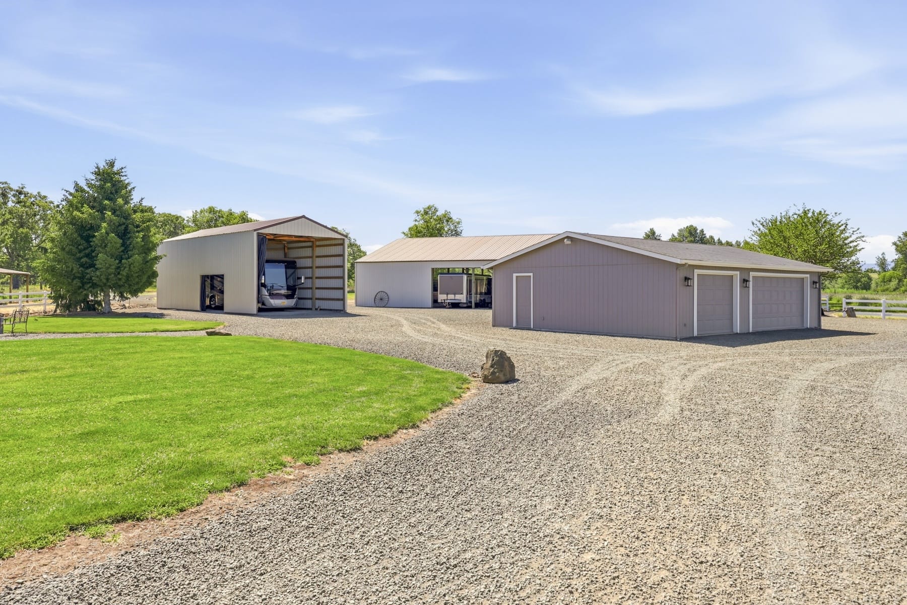  163 Hidden Valley Drive Eagle Point, OR 97524 - 物件實景
