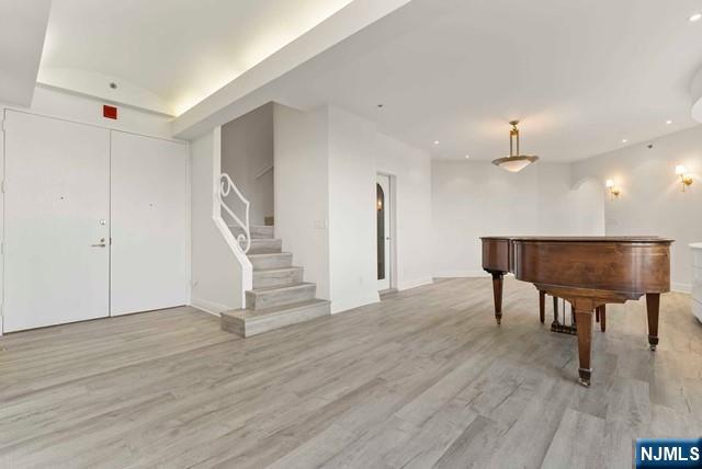 Cliffside Park, New Jersey, 07010, United States, 3 Bedrooms Bedrooms, ,4 BathroomsBathrooms,Residential,For Sale,1885354