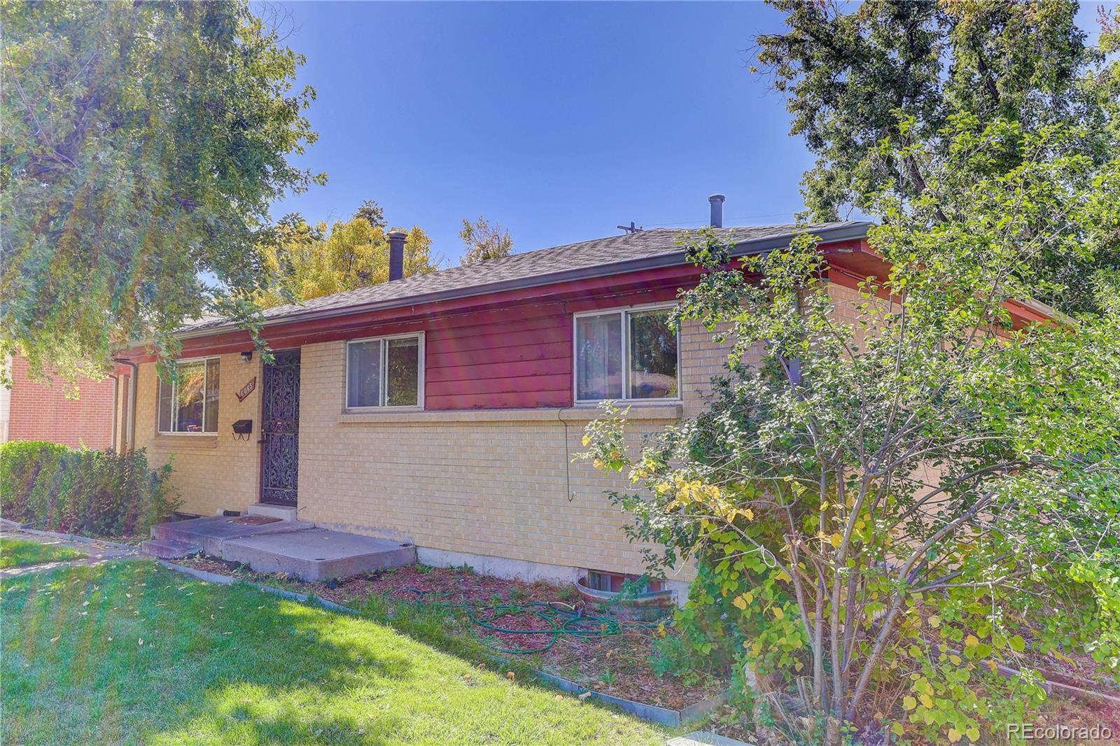 Arvada, Colorado, 80004, United States, 3 Bedrooms Bedrooms, ,1 BathroomBathrooms,Residential,For Sale,1960914