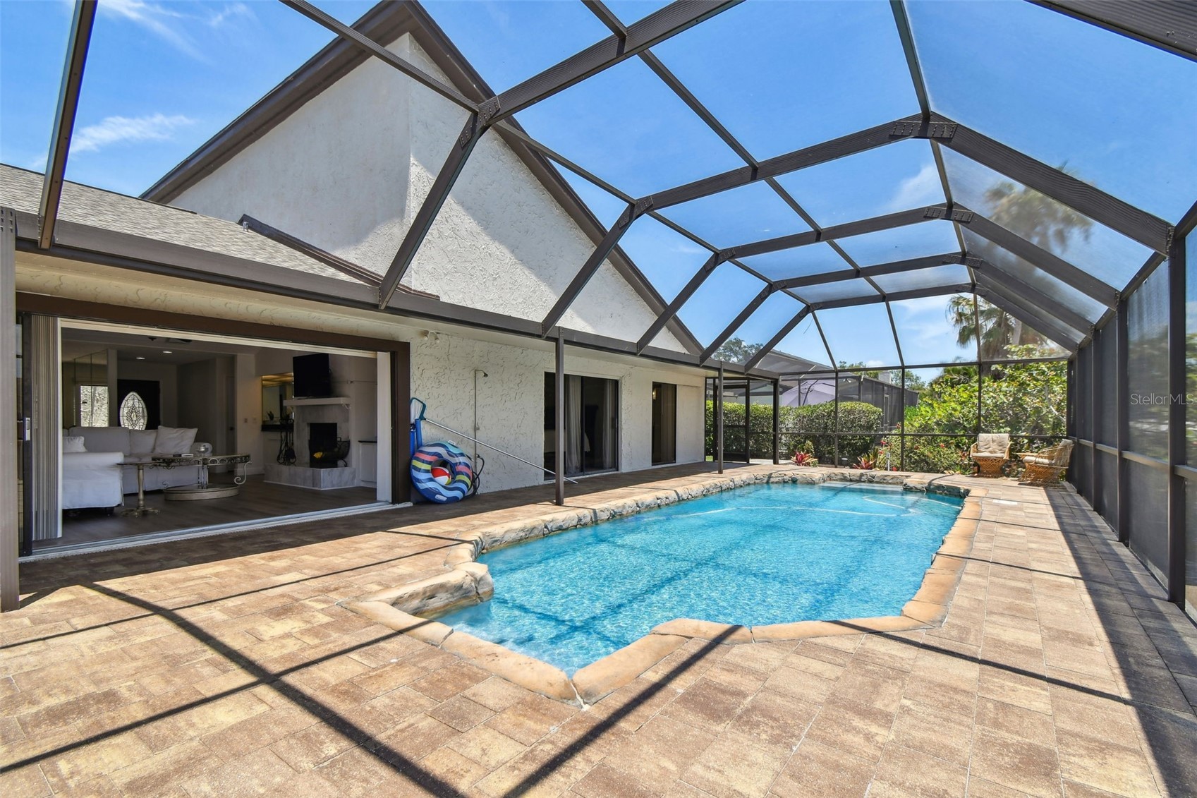 Tampa, Florida, 33615, United States, 3 Bedrooms Bedrooms, ,2 BathroomsBathrooms,Residential,For Sale,1915147