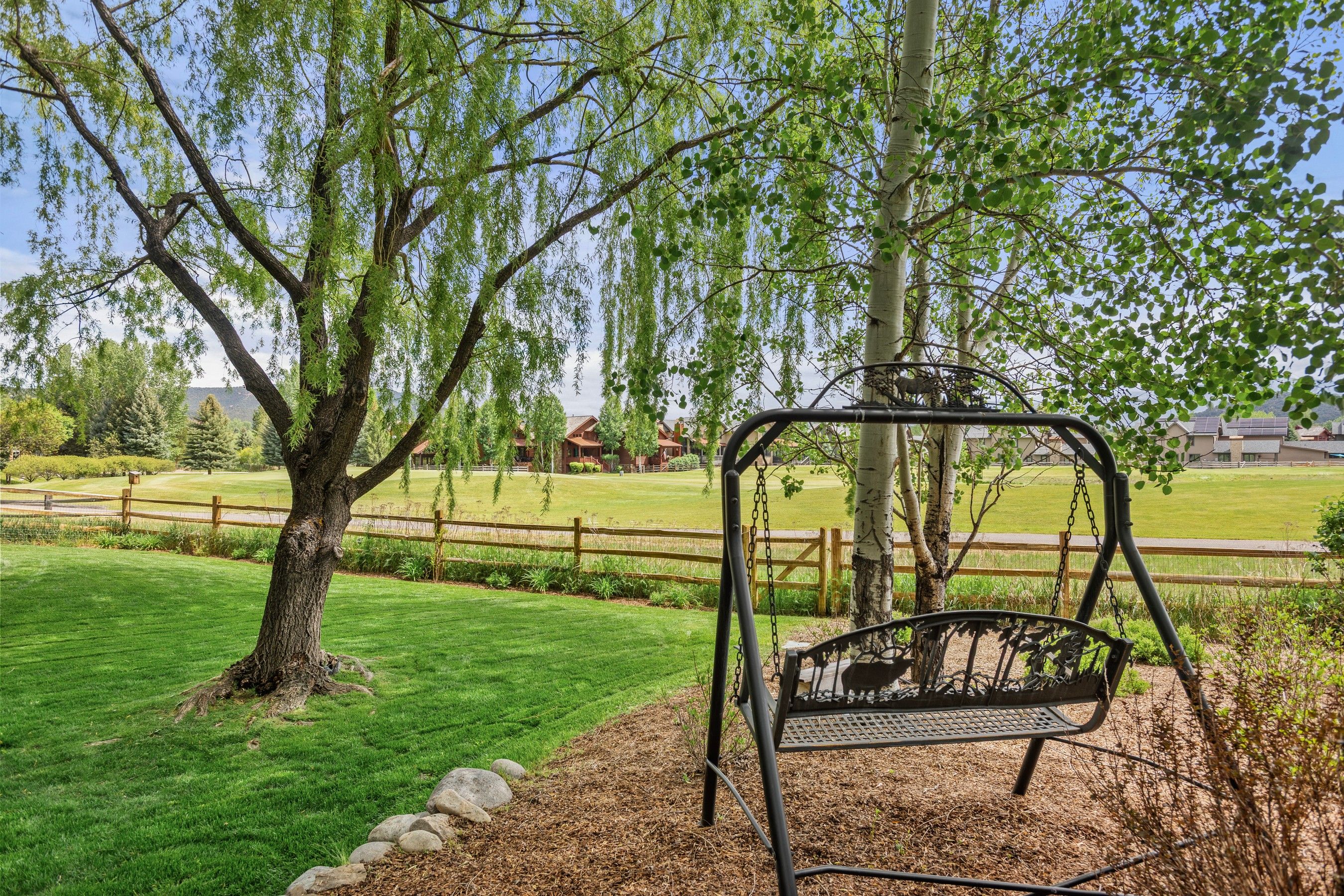  Private Fairway Living in River Valley Ranch - 物件實景