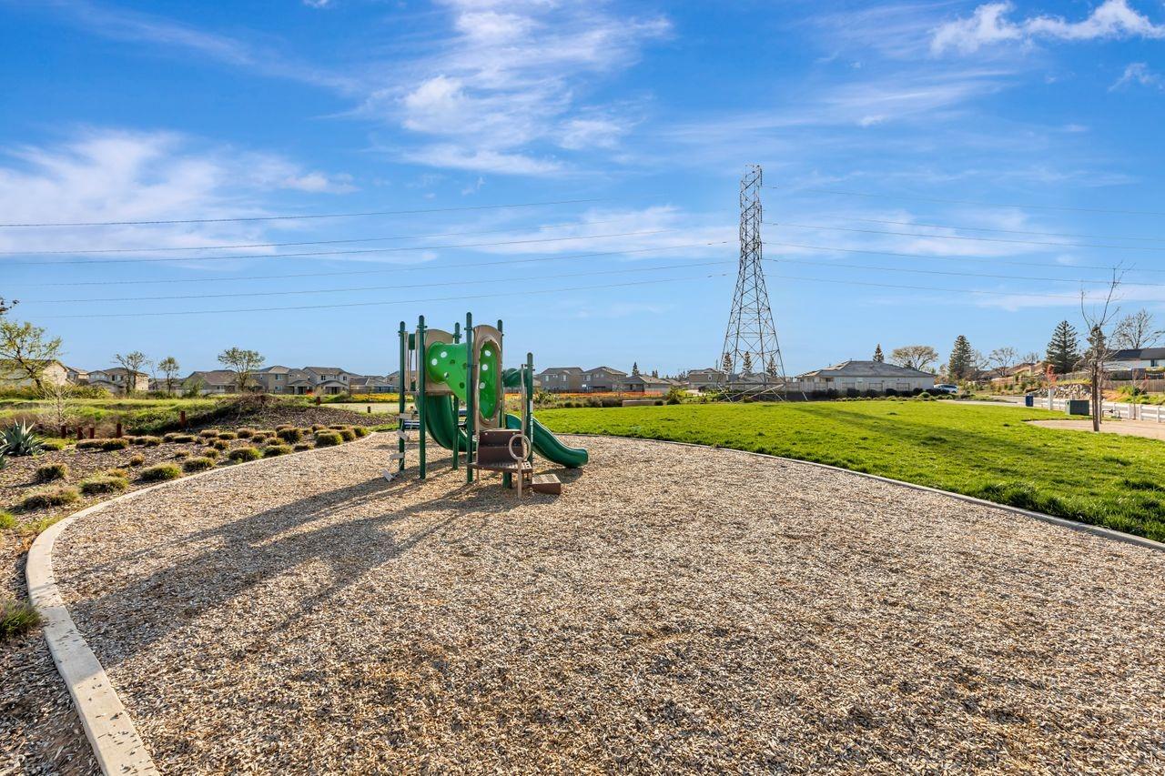 Sacramento, California, 95829, United States, 3 Bedrooms Bedrooms, ,2 BathroomsBathrooms,Residential,For Sale,1950991