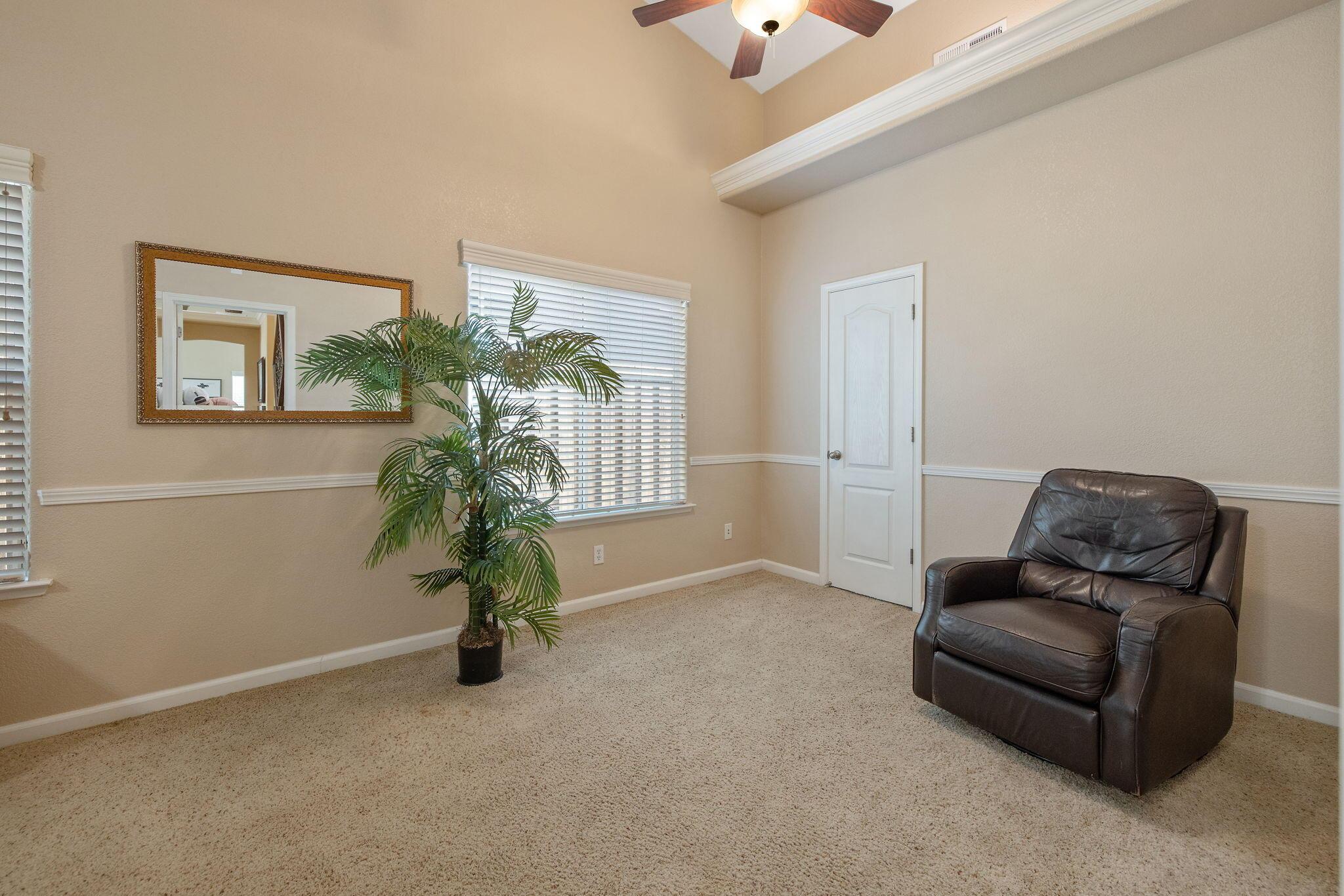 Visalia, California, 93291, United States, 3 Bedrooms Bedrooms, ,2 BathroomsBathrooms,Residential,For Sale,2013807