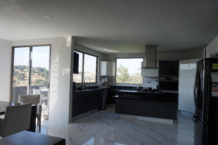 Atizapán de Zaragoza, Estado de méxico, 52938, Mexico, 4 Bedrooms Bedrooms, ,3 BathroomsBathrooms,Residential,For Sale,1985141