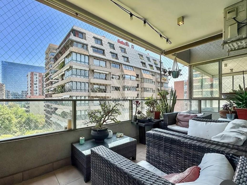 Las Condes, Chile, 3 Bedrooms Bedrooms, ,3 BathroomsBathrooms,Residential,For Sale,1827436