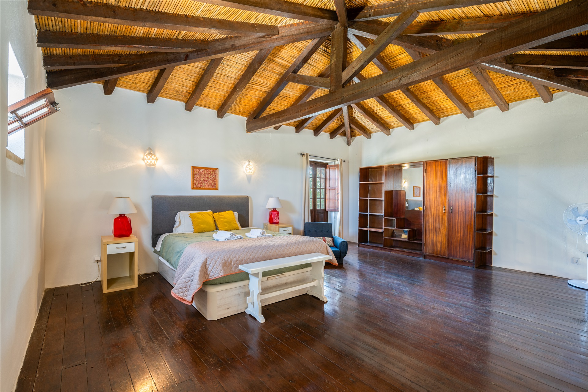  Country Estate, 16 bedrooms, for Sale - 物件實景