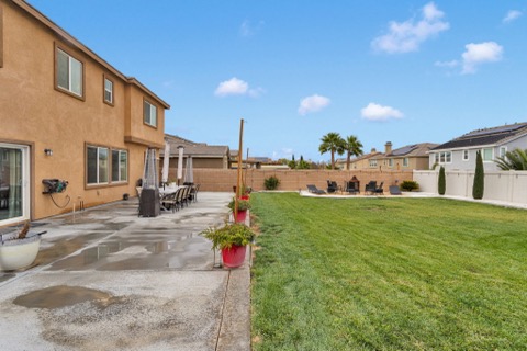 Victorville, California, 92392, United States, 4 Bedrooms Bedrooms, ,3 BathroomsBathrooms,Residential,For Sale,1993881