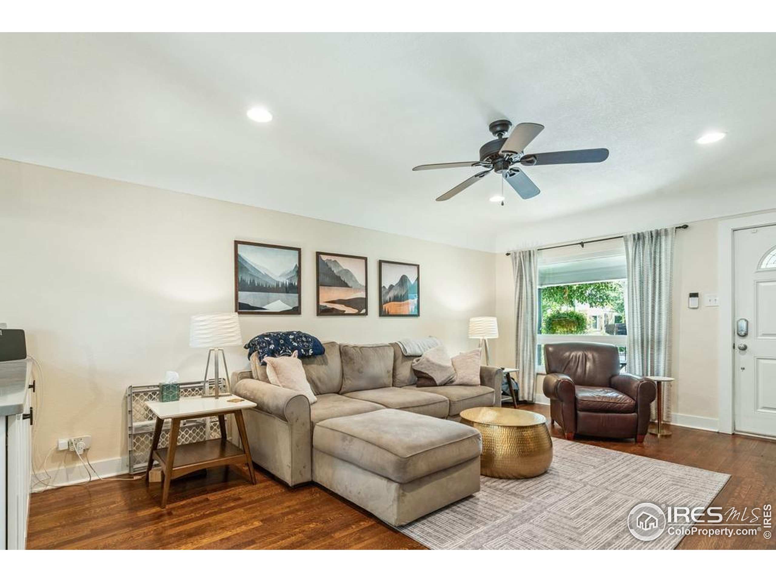 Denver, Colorado, 80220, United States, 4 Bedrooms Bedrooms, ,2 BathroomsBathrooms,Residential,For Sale,1901217