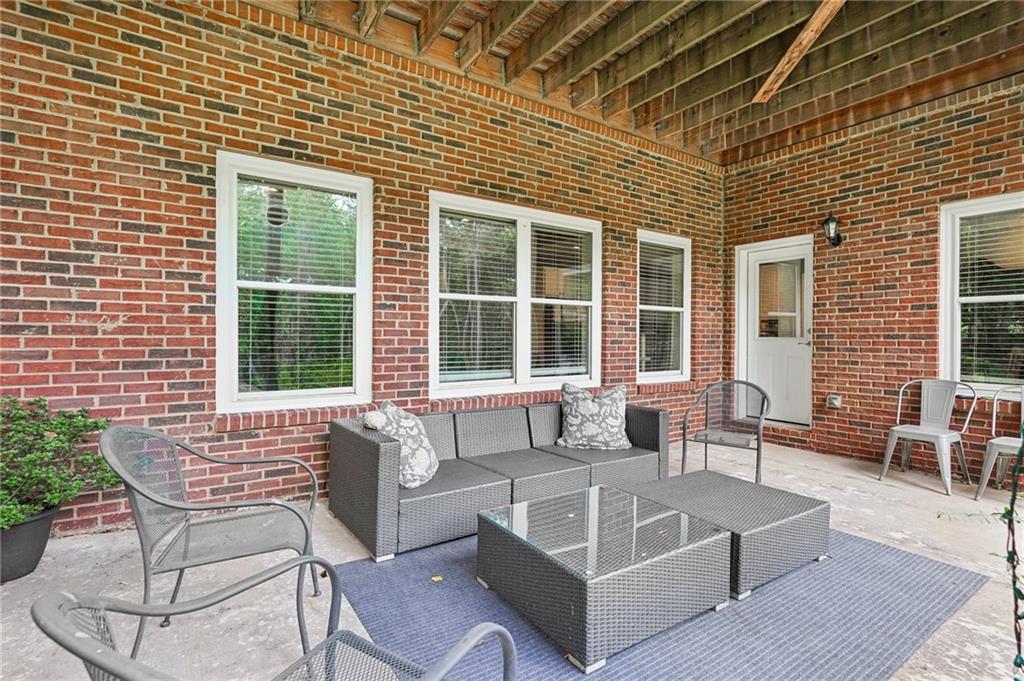 Cartersville, Georgia, 30121, United States, 5 Bedrooms Bedrooms, ,6 BathroomsBathrooms,Residential,For Sale,1902967