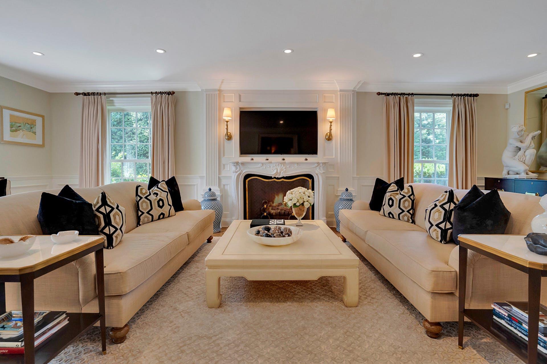 Manhasset, New York, 11030, United States, 5 Bedrooms Bedrooms, ,11 BathroomsBathrooms,Residential,For Sale,1838015