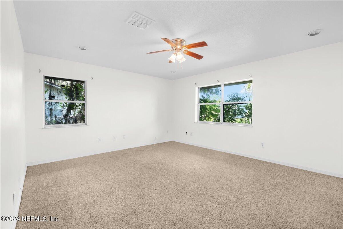East Palatka, Florida, 32131, United States, 4 Bedrooms Bedrooms, ,4 BathroomsBathrooms,Residential,For Sale,1922938