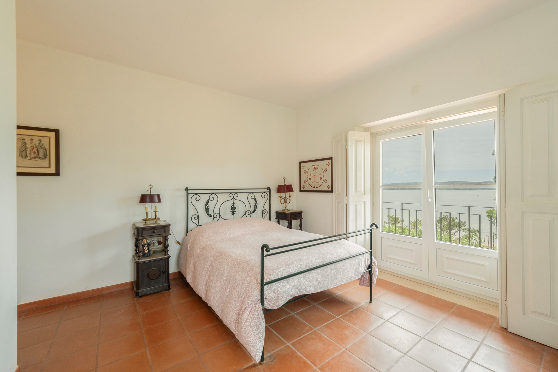  Detached house, 8 bedrooms, for Sale - 物件實景