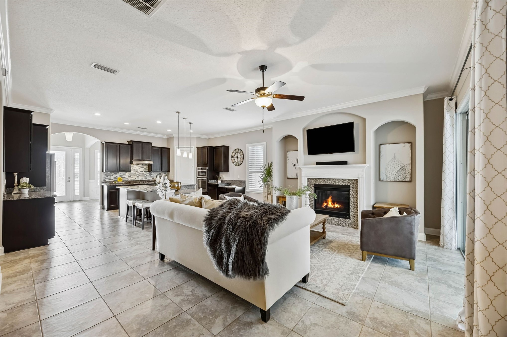 Fernandina Beach, Florida, 32034, United States, 4 Bedrooms Bedrooms, ,3 BathroomsBathrooms,Residential,For Sale,2022820