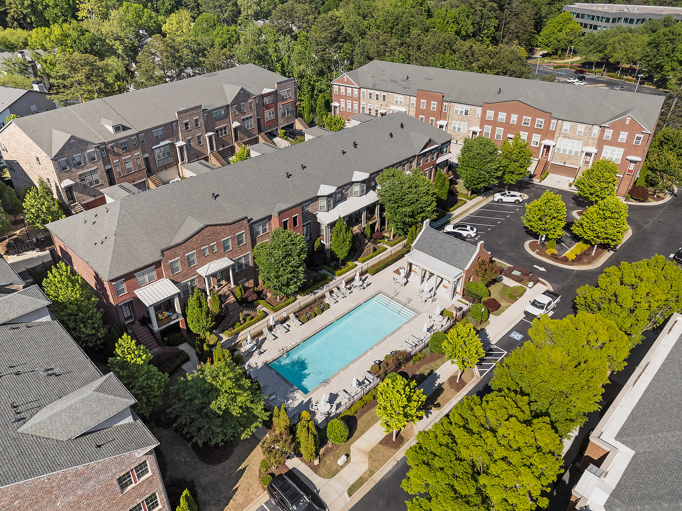  Three Bedroom Showstopper in the Gated Gramercy Community in Dunwoody - 物件實景