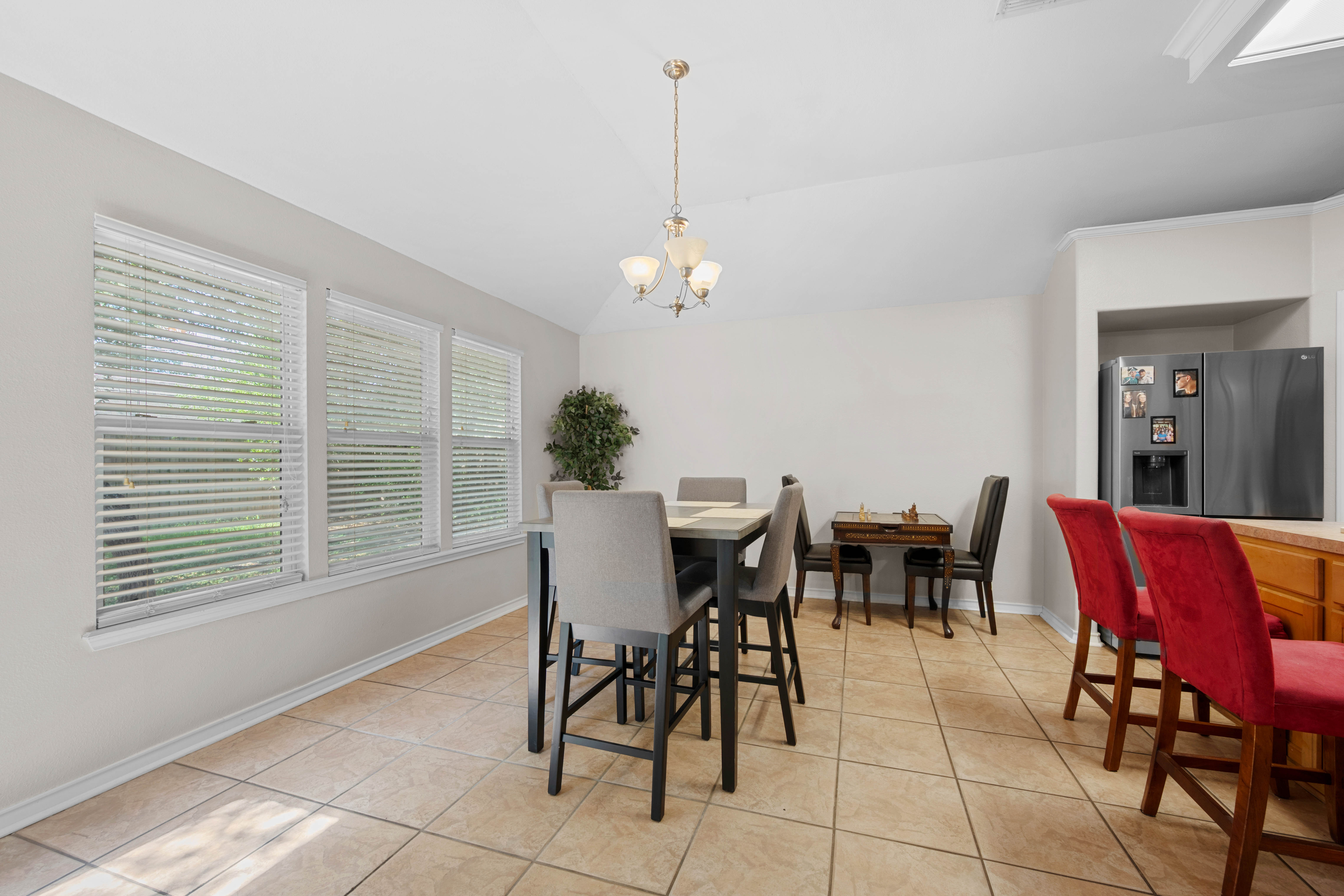  Spacious Home in Whistlers Cove - 物件實景