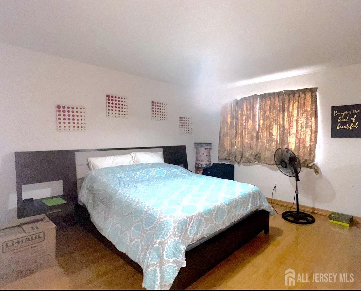 East Brunswick, New Jersey, 08816, United States, 4 Bedrooms Bedrooms, ,3 BathroomsBathrooms,Residential,For Sale,1934304