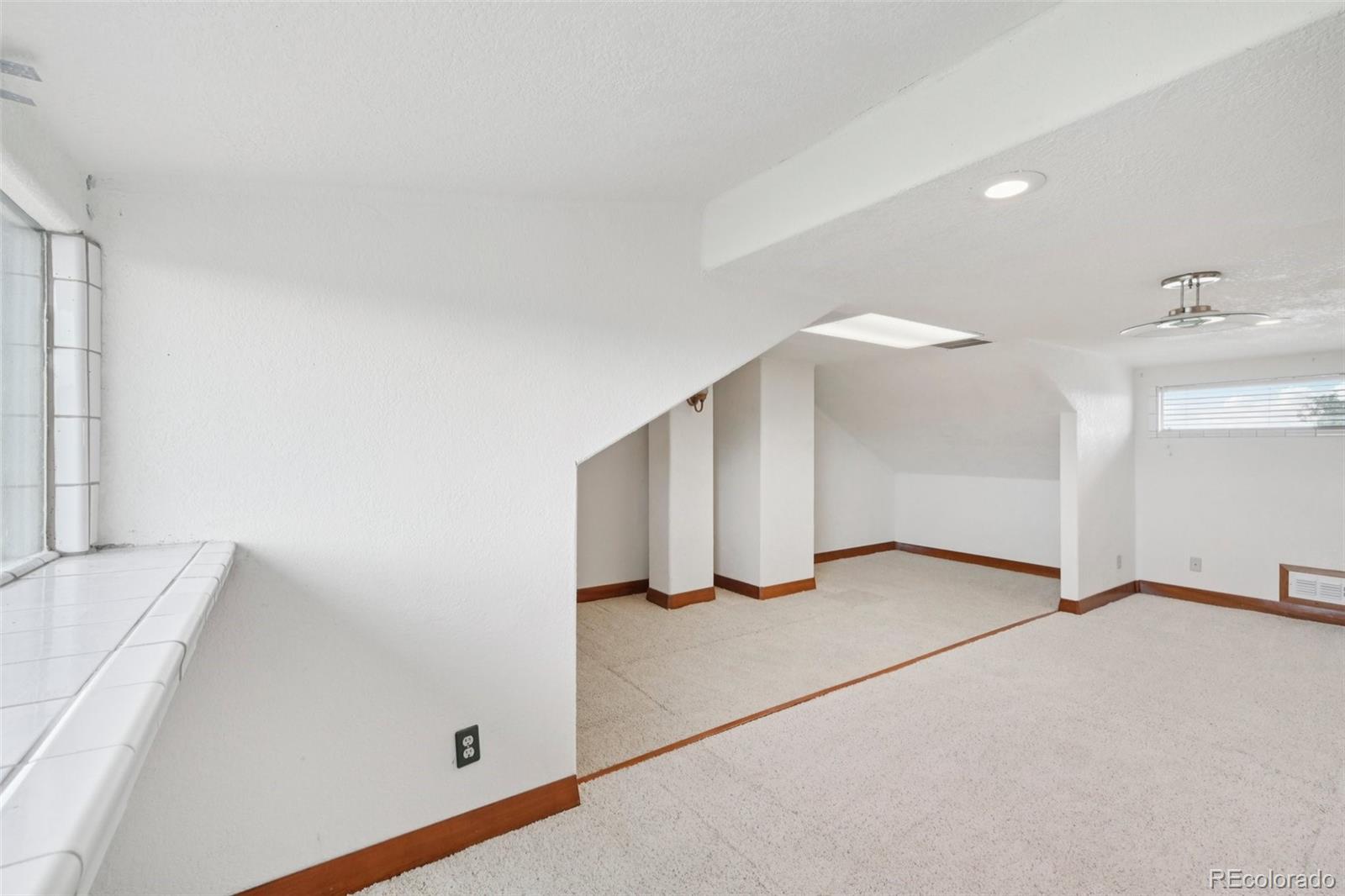 Aurora, Colorado, 80018, United States, 3 Bedrooms Bedrooms, ,4 BathroomsBathrooms,Residential,For Sale,1982686