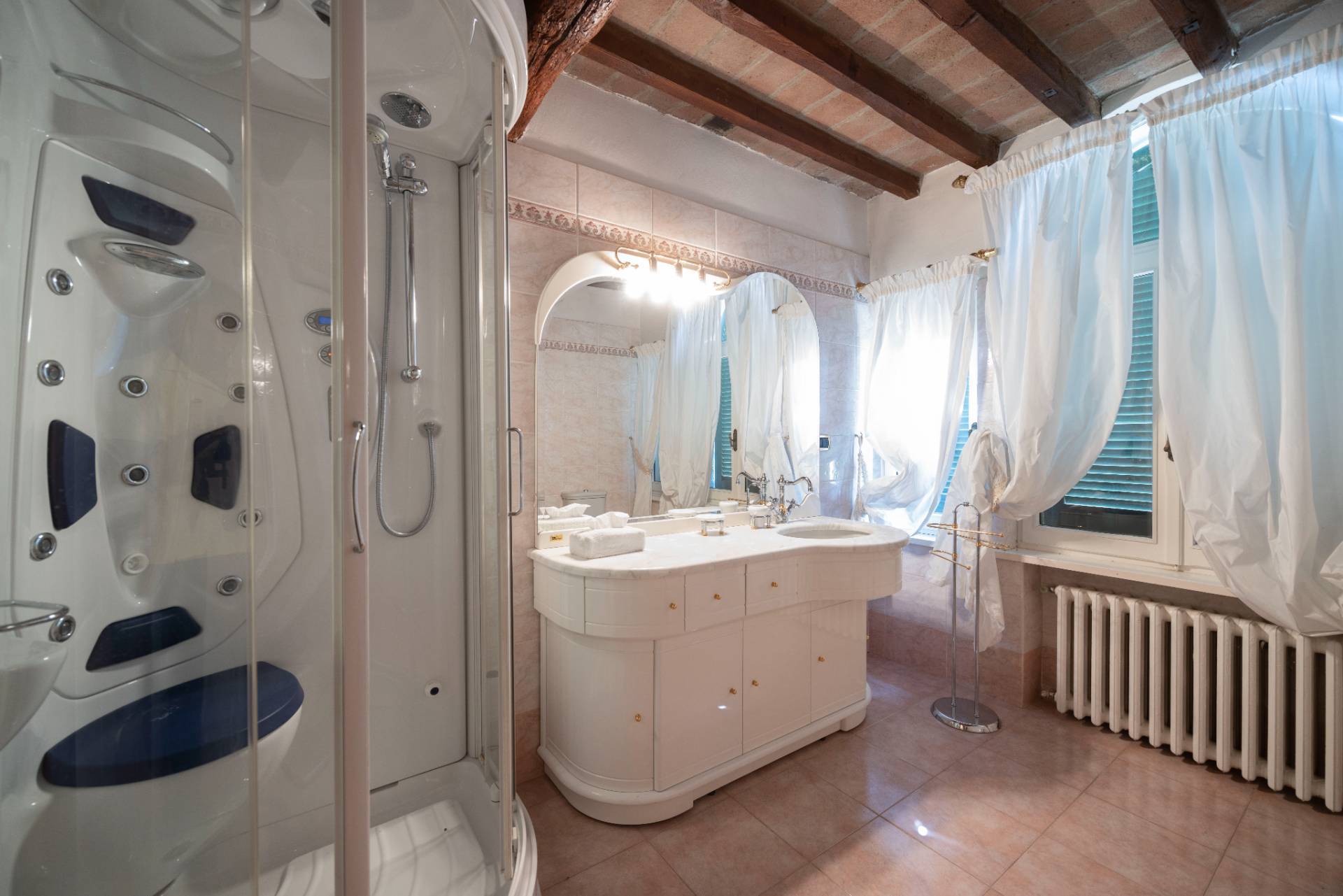 Noceto, Parma, 43015, IT, 13 Bedrooms Bedrooms, ,5 BathroomsBathrooms,Residential,For Sale,1898913