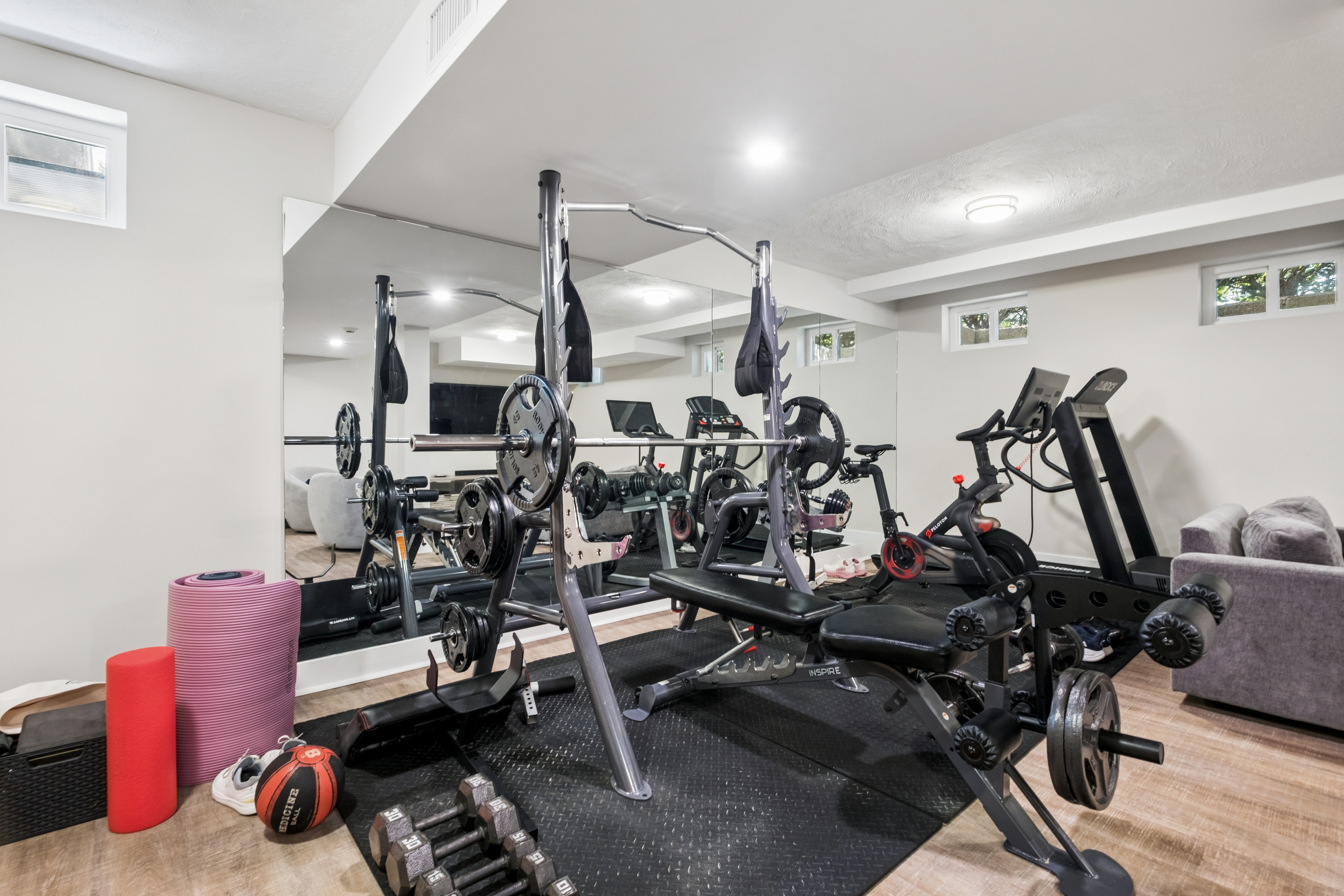  Beautifully Updated, Sun-Drenched Home - 物件實景