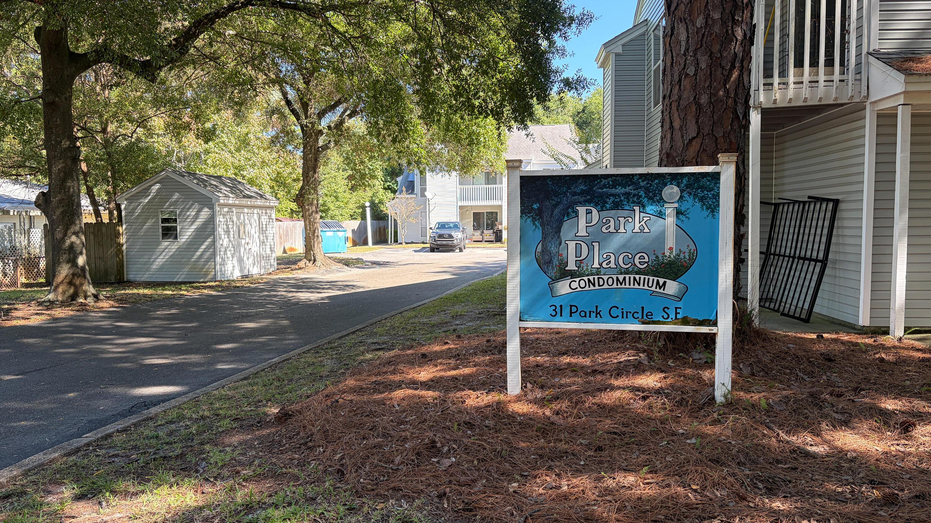 Park Cir, Fort Walton Beach, FL 32548