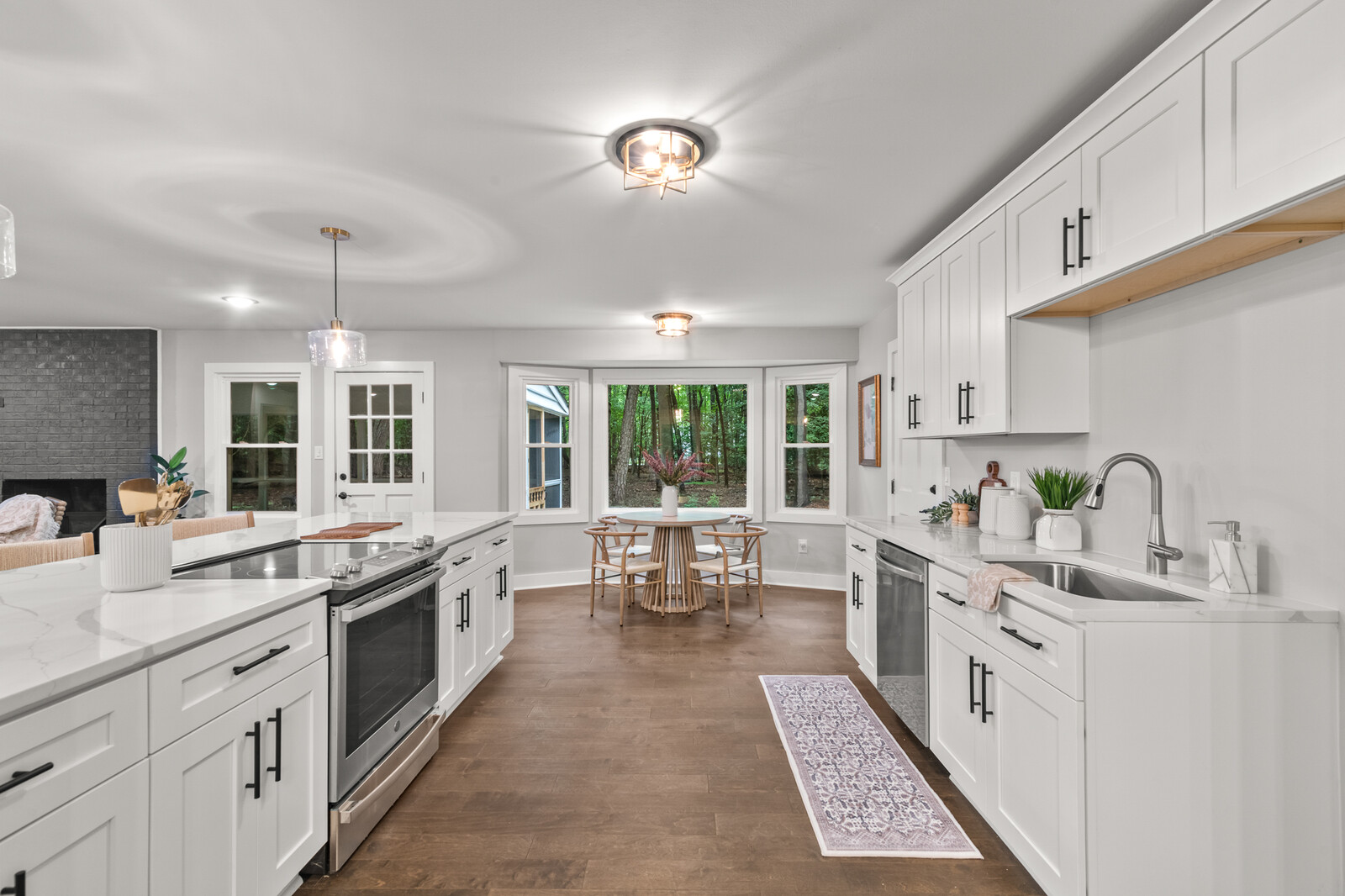 Yorktown, Virginia, 236923604, United States, 3 Bedrooms Bedrooms, ,2 BathroomsBathrooms,Residential,For Sale,1983250