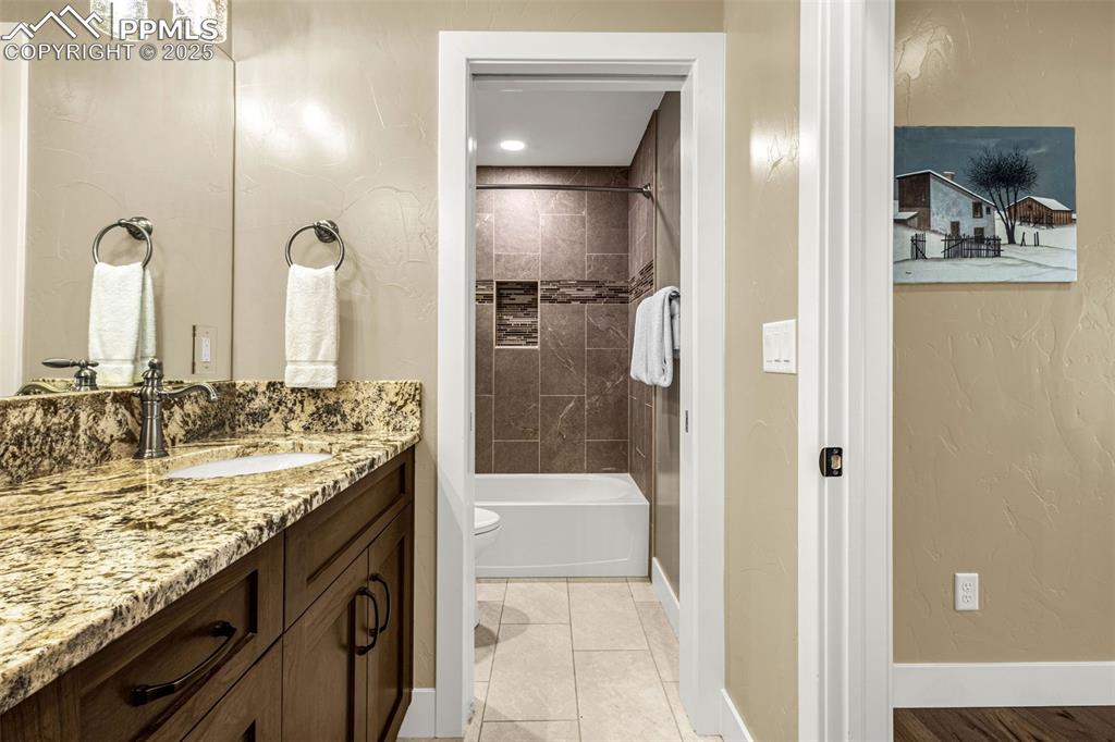 Monument, Colorado, 80132, United States, 5 Bedrooms Bedrooms, ,3 BathroomsBathrooms,Residential,For Sale,1949773