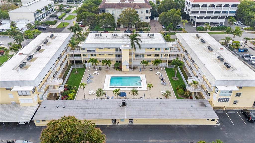 Naples, Florida, 34102, United States, 2 Bedrooms Bedrooms, ,2 BathroomsBathrooms,Residential,For Sale,1992081