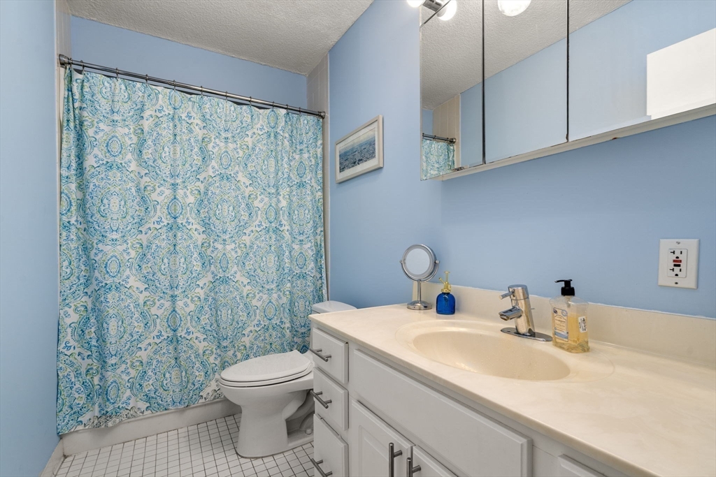Brookline, Massachusetts, 02445, United States, 2 Bedrooms Bedrooms, ,2 BathroomsBathrooms,Residential,For Sale,1806291
