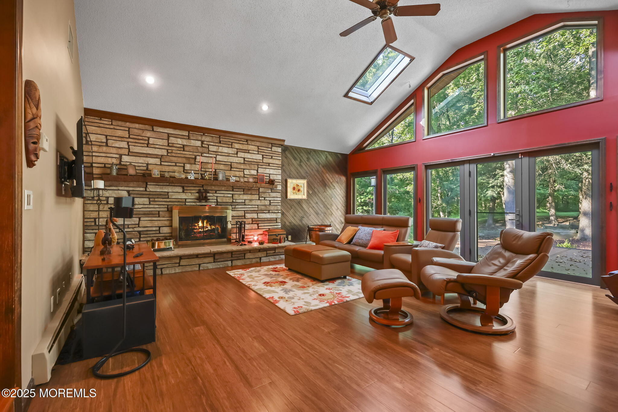 Manalapan, New Jersey, 07726, United States, 3 Bedrooms Bedrooms, ,3 BathroomsBathrooms,Residential,For Sale,1940205