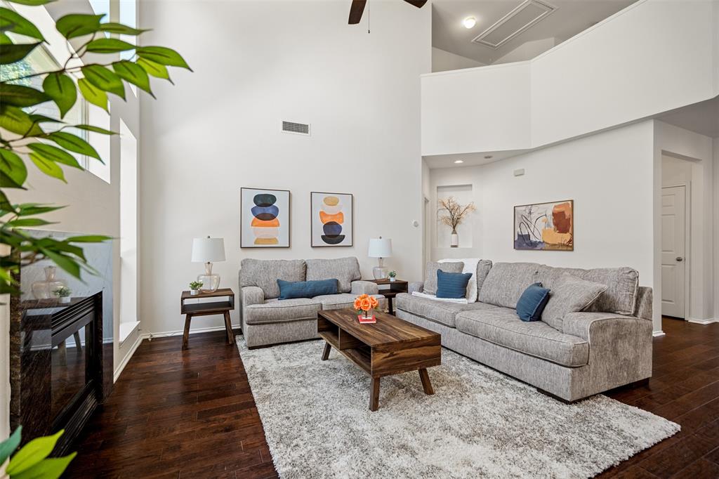 McKinney, Texas, 75072, United States, 5 Bedrooms Bedrooms, ,4 BathroomsBathrooms,Residential,For Sale,1987922