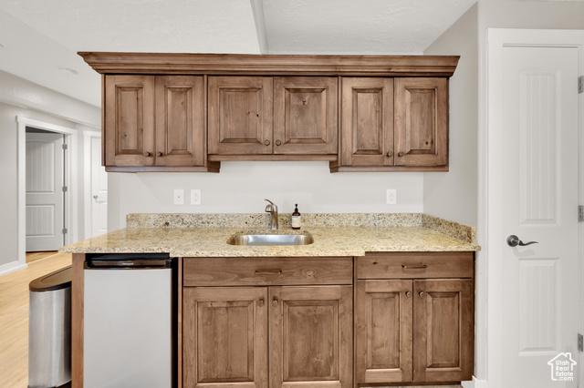 West Jordan, Utah, 84081, United States, 5 Bedrooms Bedrooms, ,3 BathroomsBathrooms,Residential,For Sale,1921078