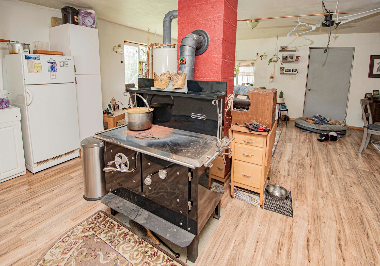 Naples, Idaho, 83847, United States, 2 Bedrooms Bedrooms, ,1 BathroomBathrooms,Residential,For Sale,1979957