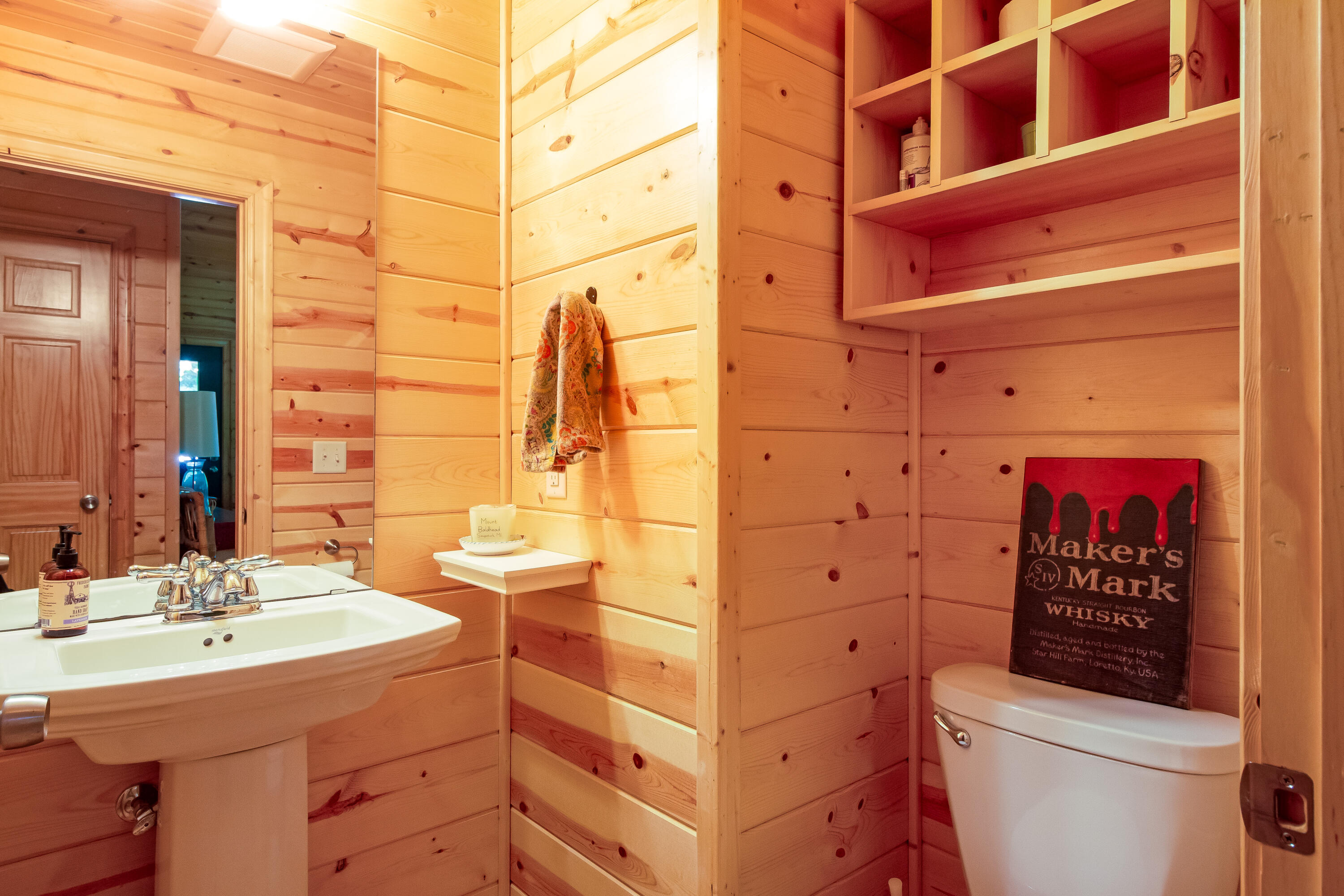 Saugatuck, Michigan, 49453, United States, 3 Bedrooms Bedrooms, ,3 BathroomsBathrooms,Residential,For Sale,1981176