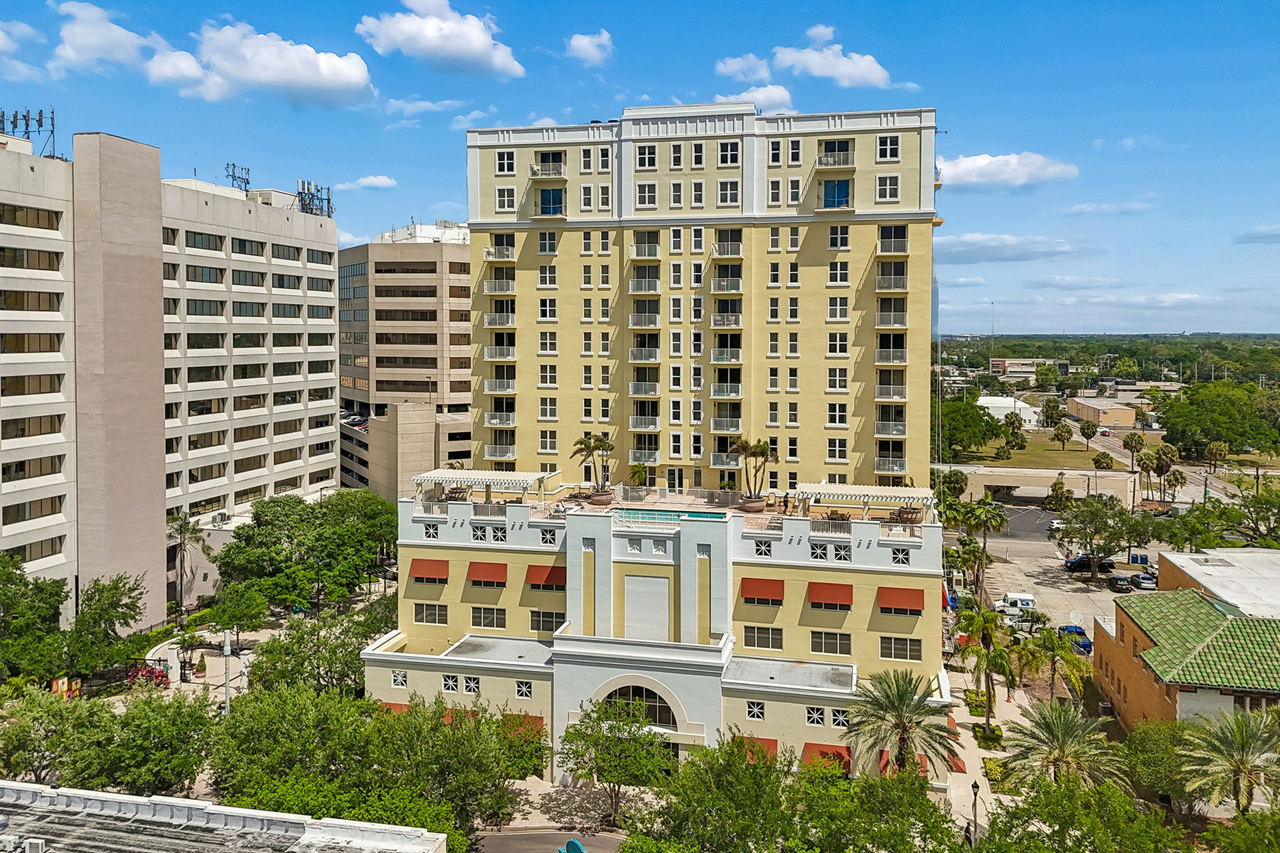  STATION SQUARE CONDO - 物件實景
