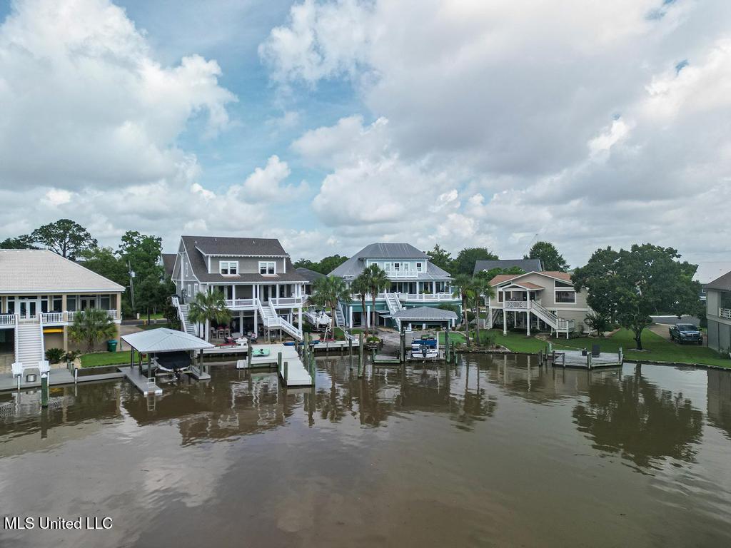 Gulfport, Mississippi, 39507, United States, 4 Bedrooms Bedrooms, ,3 BathroomsBathrooms,Residential,For Sale,1903526