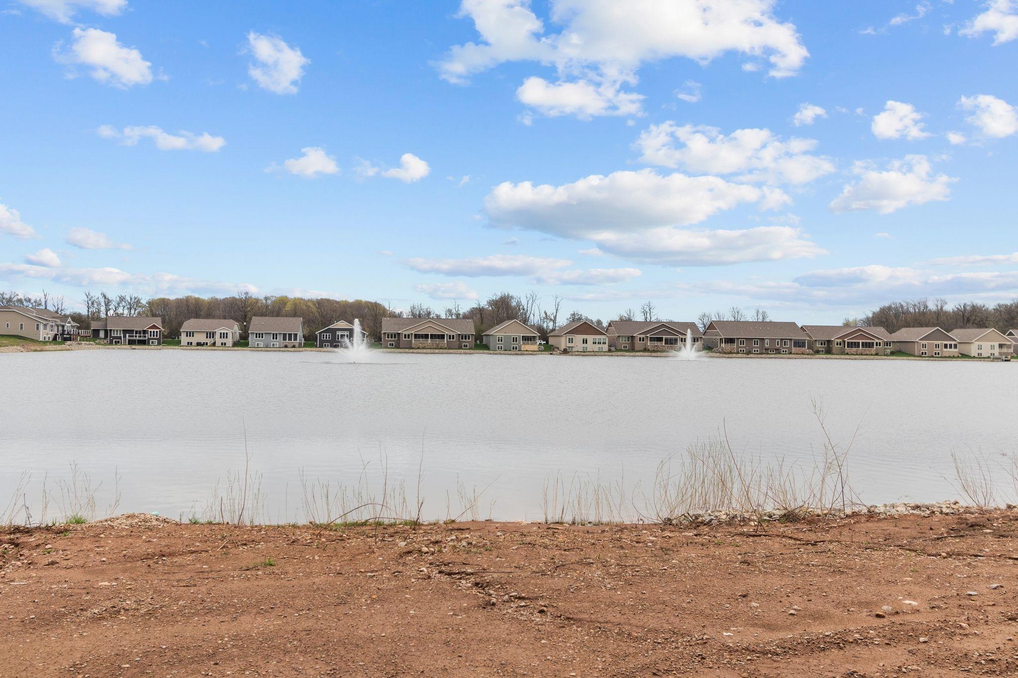 Neenah, Wisconsin, 54956, United States, 2 Bedrooms Bedrooms, ,2 BathroomsBathrooms,Residential,For Sale,2029960