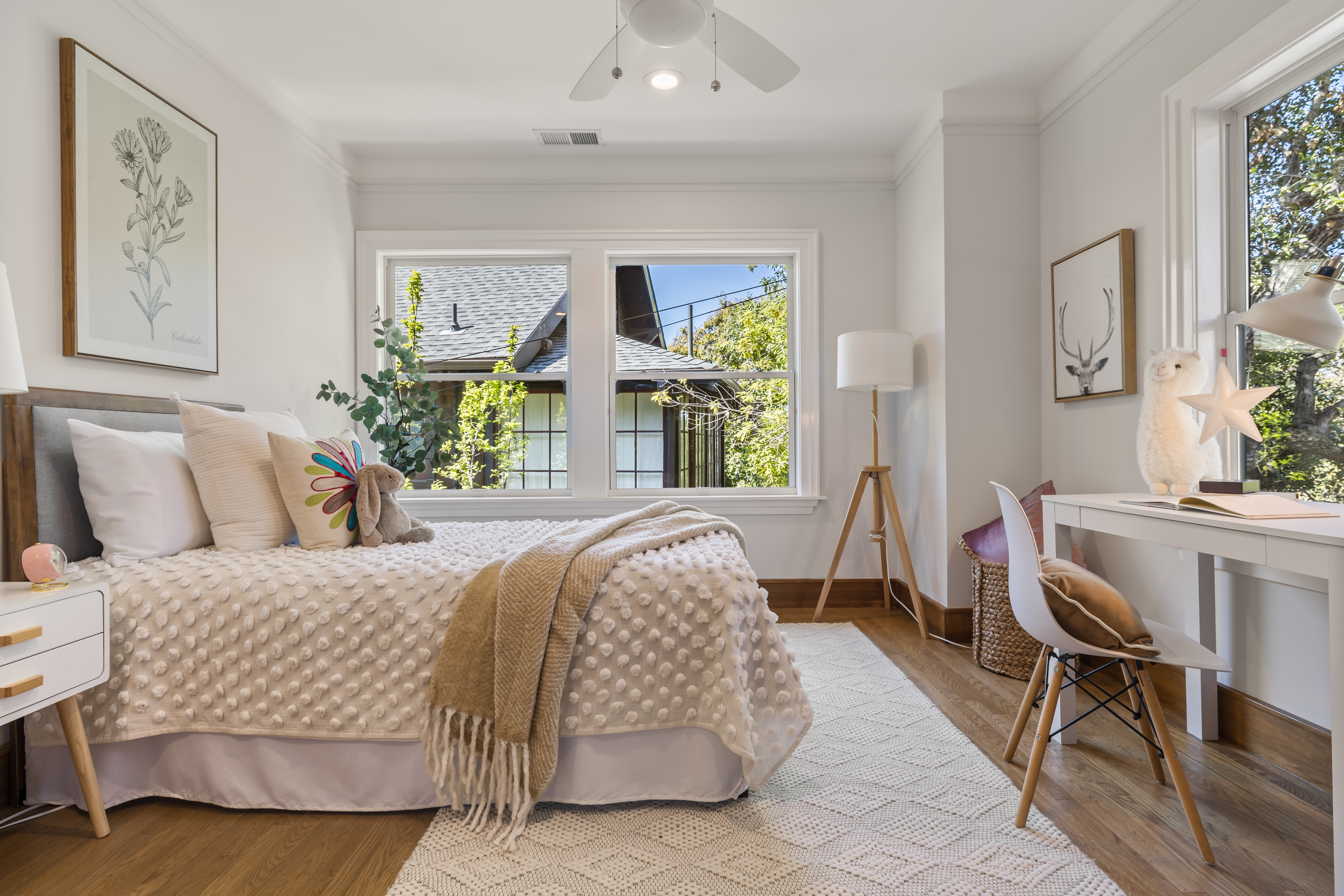  Timbre Architects Reimagined Elmwood Craftsman with Stunning Modern Design - 物件實景