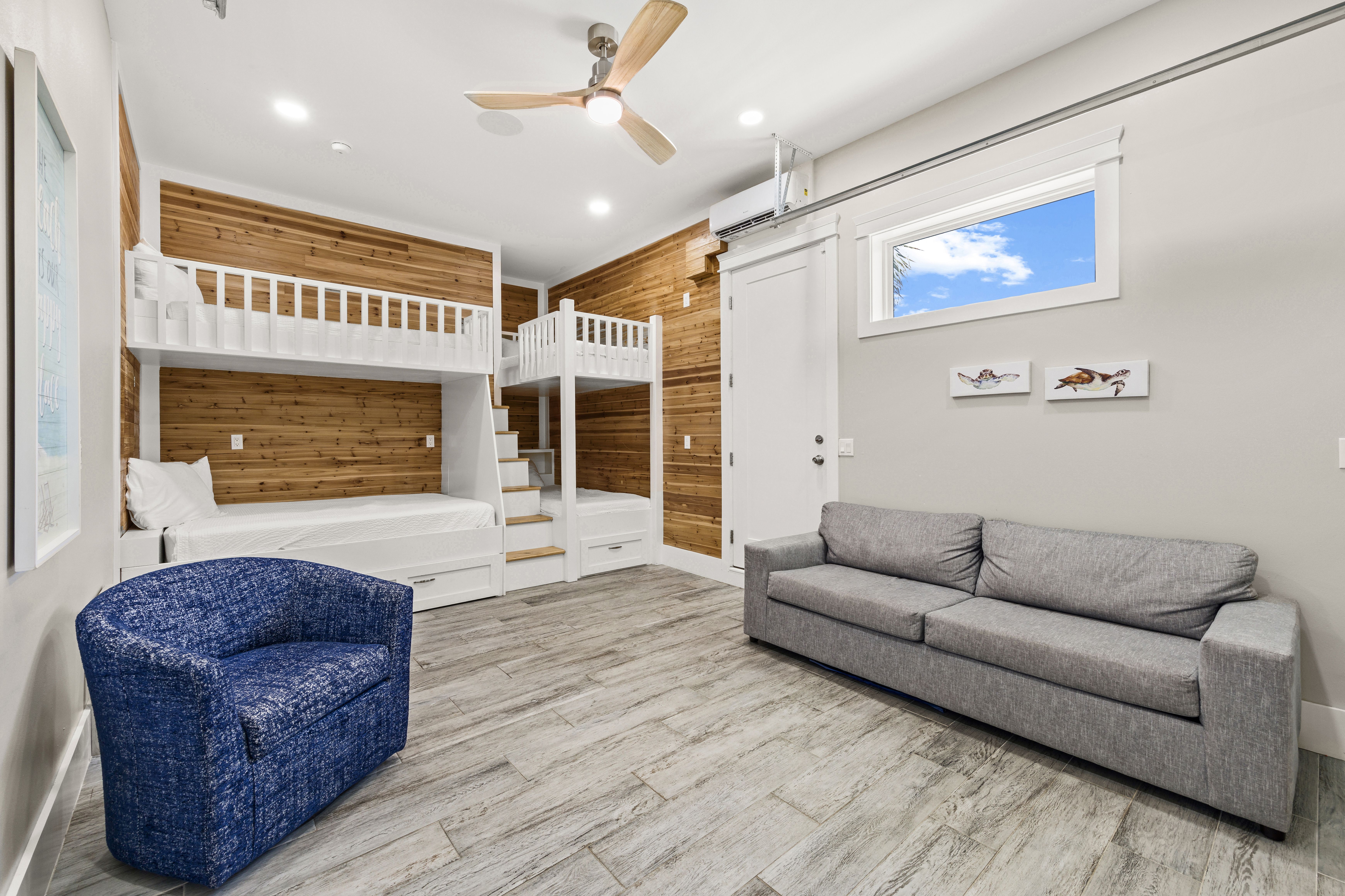  Custom Lakefront Retreat With Gulf Views And Private Pool - 物件實景