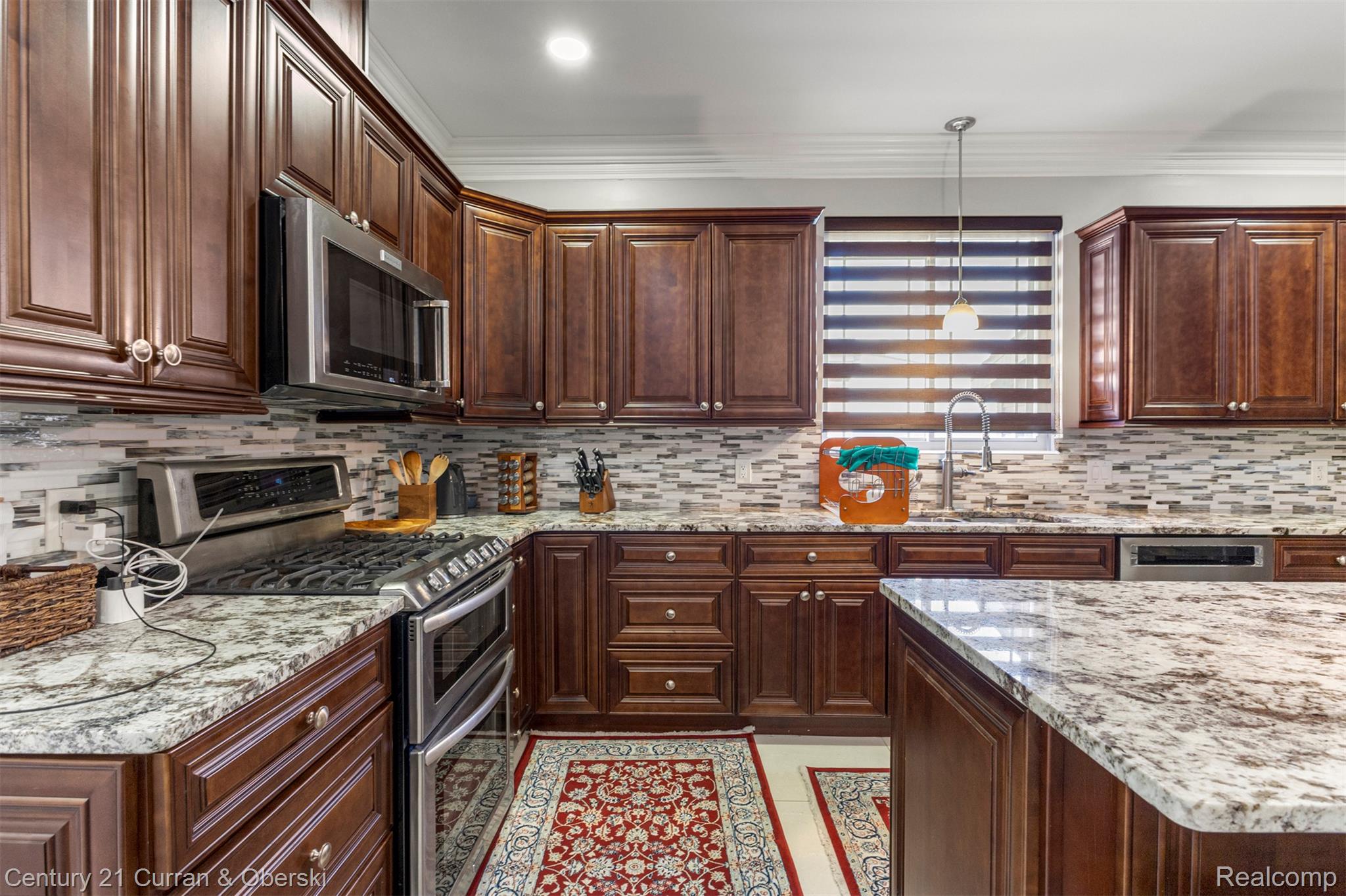 Dearborn Heights, Michigan, 48127, United States, 4 Bedrooms Bedrooms, ,5 BathroomsBathrooms,Residential,For Sale,1924590
