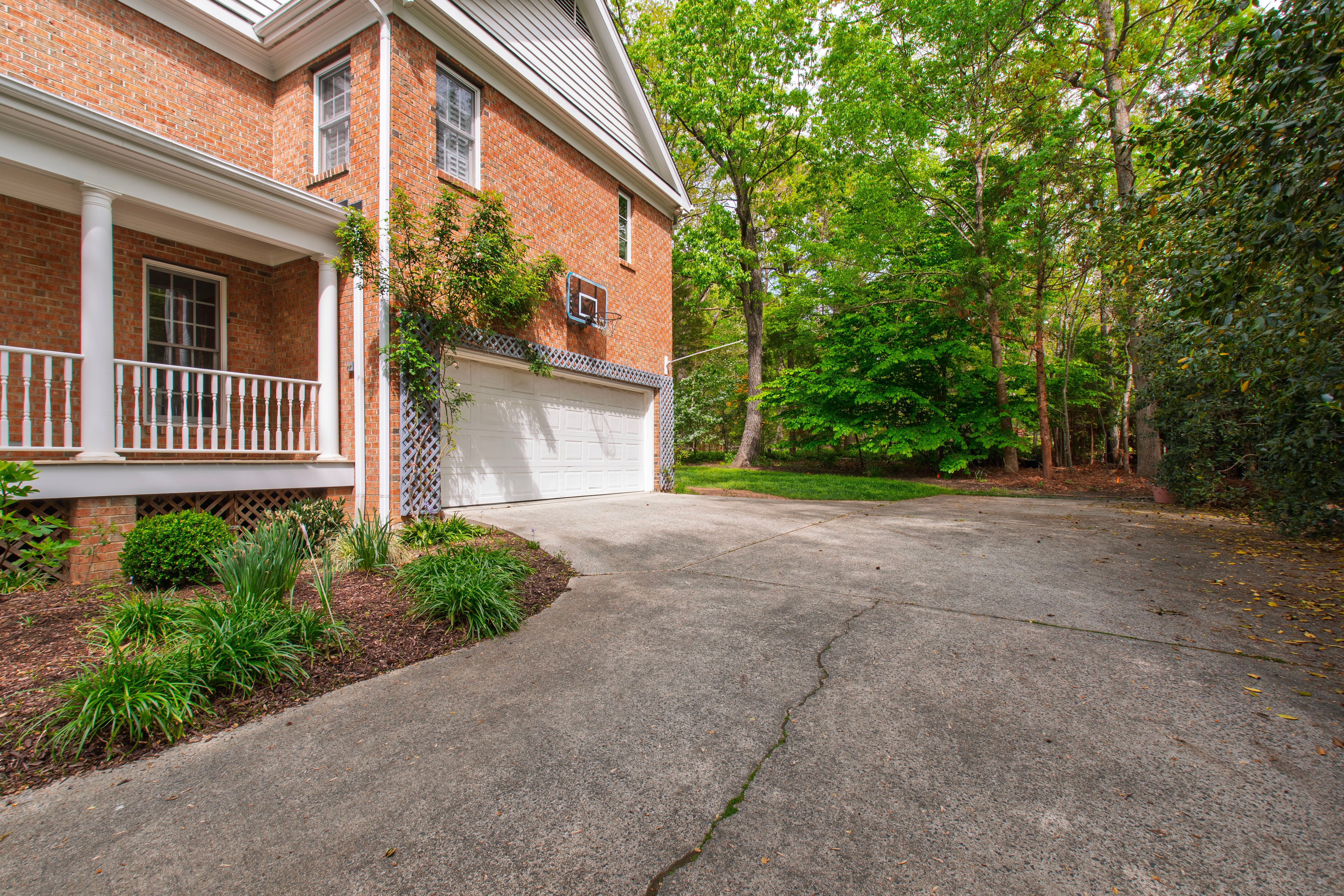  325 Nottingham Drive, Chapel Hill, NC 27517 - 物件實景