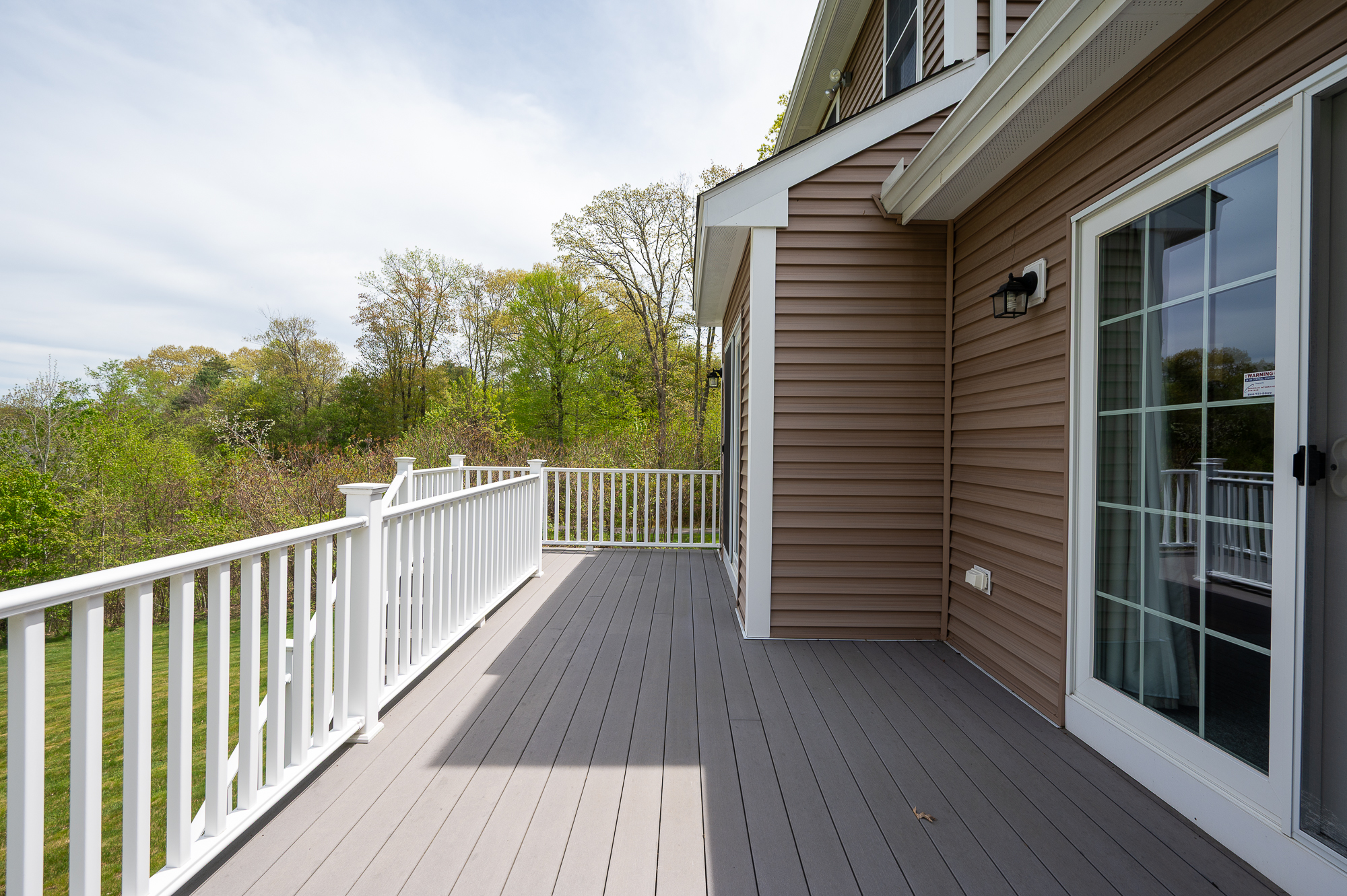  8 Victoria Circle, Shrewsbury, MA 01545 - 物件實景