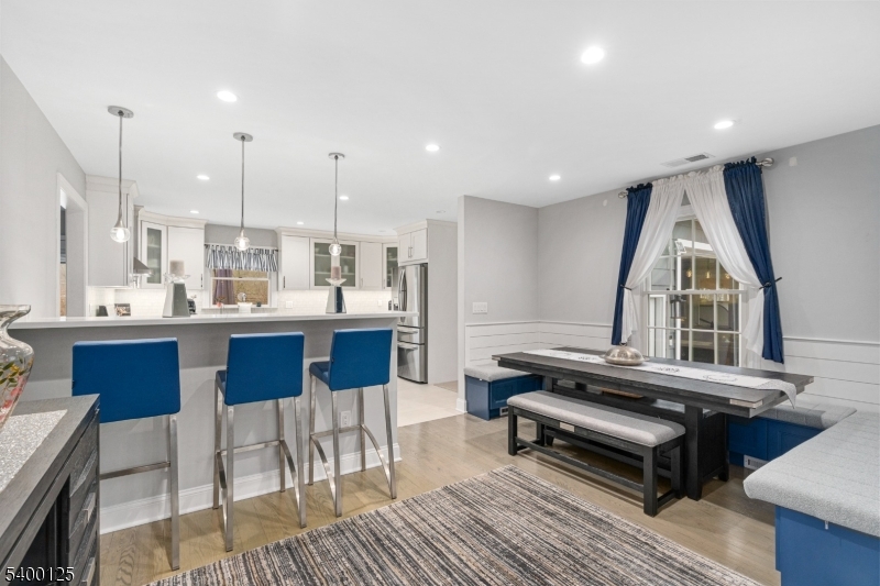 Mount Olive Twp., New Jersey, 07828, United States, 5 Bedrooms Bedrooms, ,3 BathroomsBathrooms,Residential,For Sale,2001791