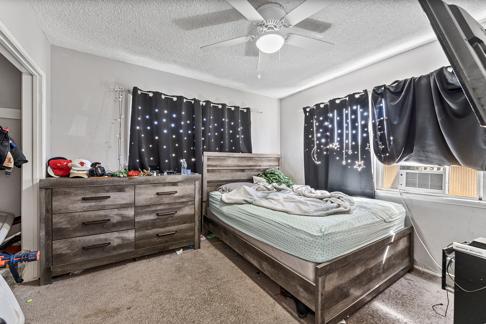 San Bernardino, California, 92404, United States, 4 Bedrooms Bedrooms, ,2 BathroomsBathrooms,Residential,For Sale,1934964