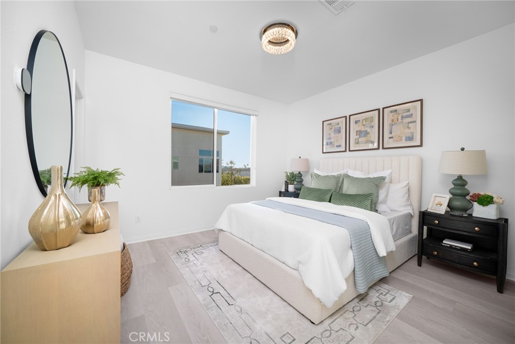 Irvine, California, 92614, United States, 3 Bedrooms Bedrooms, ,3 BathroomsBathrooms,Residential,For Sale,1988999